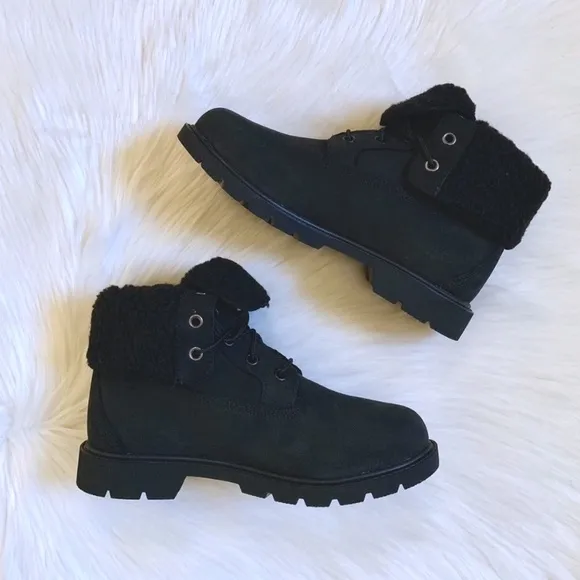 Timberland Women’s Linden Woods WP Fleece Fold Down Boots