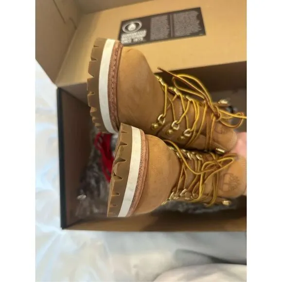 Timberland Womens LTD Heritage Vibram Lux Waterproof Wheat 6&quot; Boots Tan Size 7