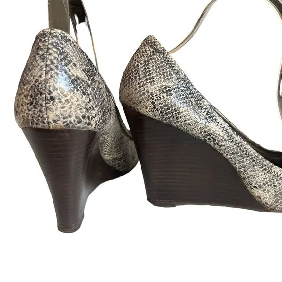Tory Burch Snakeskin Wedges Heels Shoes Size 9
