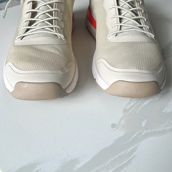 Tropicfeel Canyon Foggy Sand Cream and Orange Sneakers Mens Sz 9.5