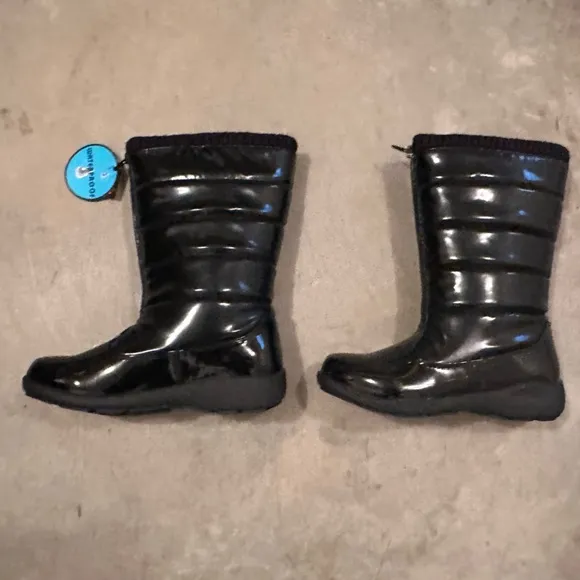 Tundra Puffy Kids Shiny Snow Boots (Big Kid Size 4)