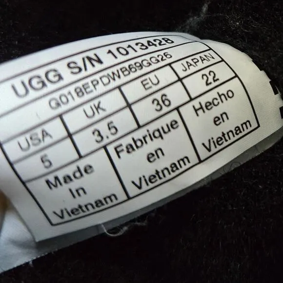 UGG Amie Women's Classic Slim Black Sheepskin Wedge Boots Casual Size US 5 EU 36