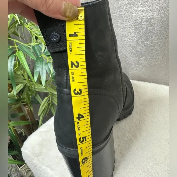 UGG Australia ‘Fern’ Leather Heeled Moto Boots Waterproof Black Women’s Sz 11
