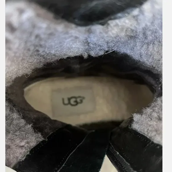 Ugg Australia Joely Leather Wedge Boot Size 6/37 Black Waterproof Shearling