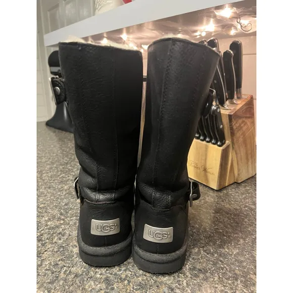 UGG AUSTRALIA WOMEN'S BOOT SUTTER Black LEATHER