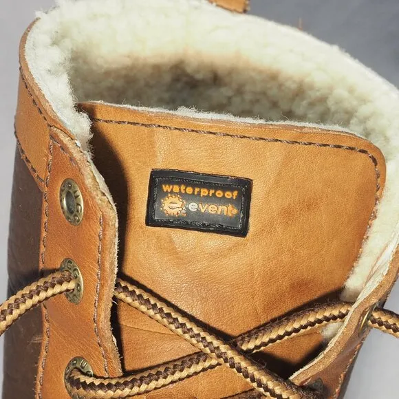 Ugg Boots Womens Size 8 Brown Leather Waterproof Shearling Adirondack Duck Hike