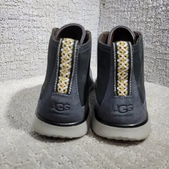UGG Freamon Men's Size 11 US Treadlite Blue Suede Ankle Waterproof Chukka Boots