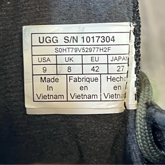 *UGG | Men's Zetik Black Waterproof Leather Boots 1017304 Size 9