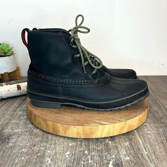 *UGG | Men's Zetik Black Waterproof Leather Boots 1017304 Size 9
