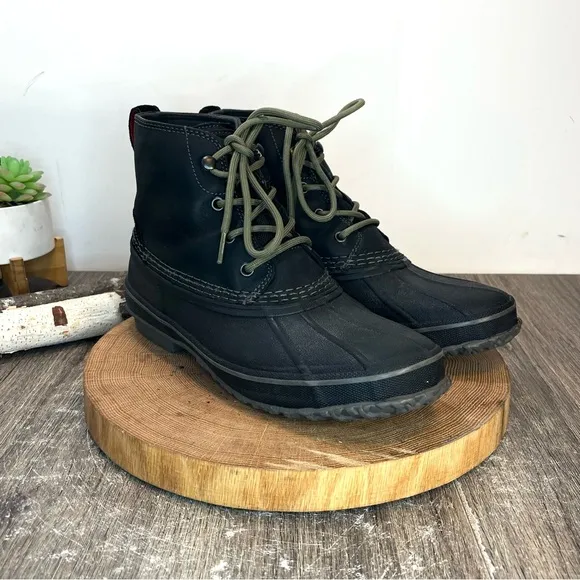 *UGG | Men's Zetik Black Waterproof Leather Boots 1017304 Size 9