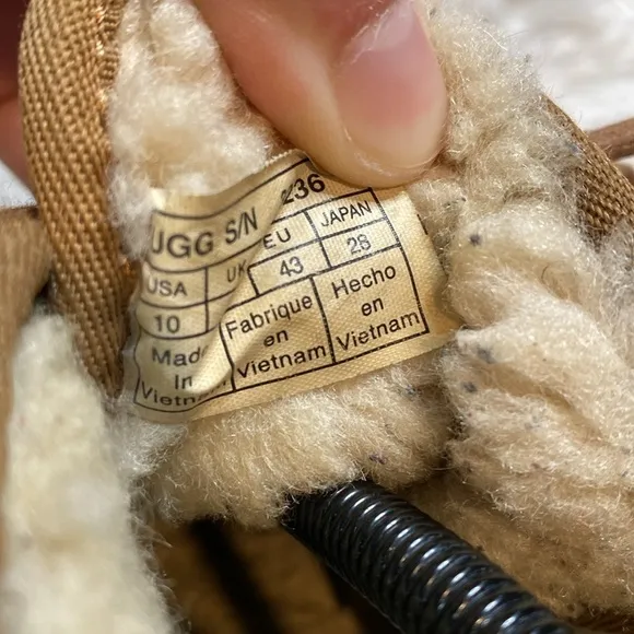 UGG Neumel ll chestnut sheepskin lace up boots