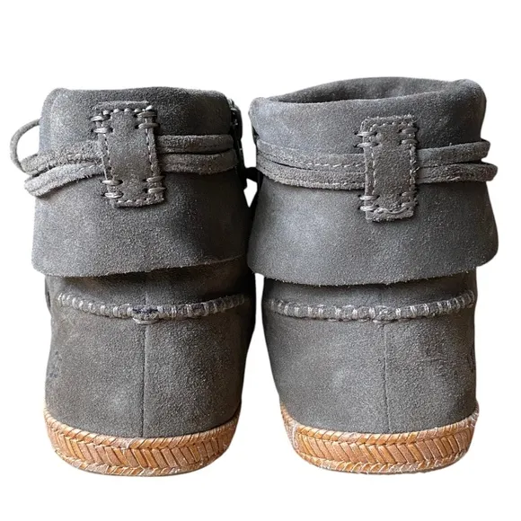 UGG Reid Green Sage Suede Lace Up Ankle Boots Moccasin - Size 7.5