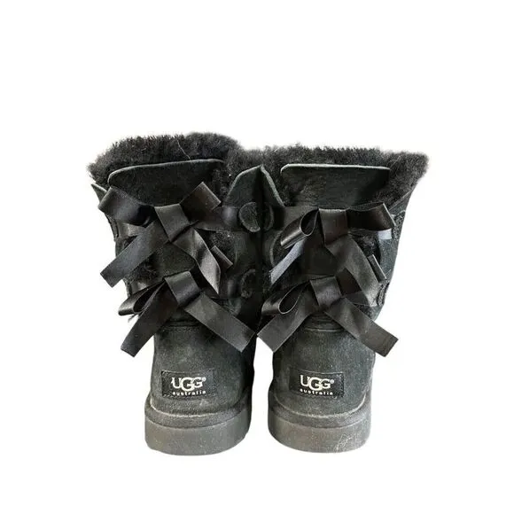 UGG Bailey Bow II Sheepskin Black Suede Winter Boots Women’s Size 6 Girls 5