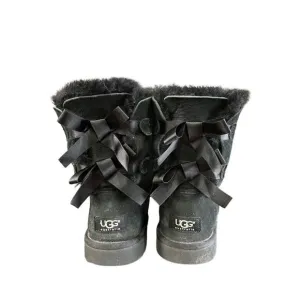 UGG Bailey Bow II Sheepskin Black Suede Winter Boots Women’s Size 6 Girls 5