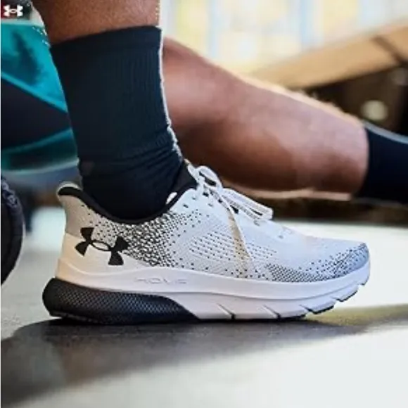 UNDER ARMOUR Hovr Turbulence shoes