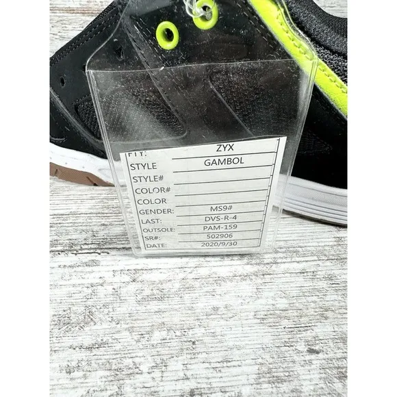 UNWORN Men’s DVS Gambol Black/Lime Green Nubuck SAMPLE Skate Shoes Sz 9