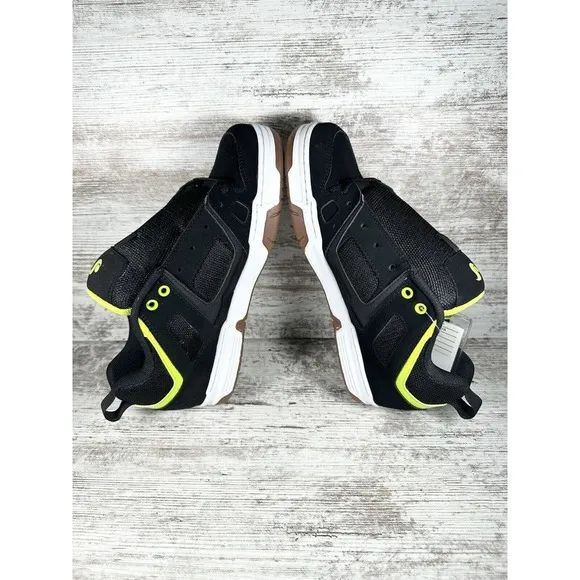 UNWORN Men’s DVS Gambol Black/Lime Green Nubuck SAMPLE Skate Shoes Sz 9