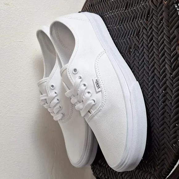 Vans All White Authentic Skate Shoes Women Sz 10.5 Wide