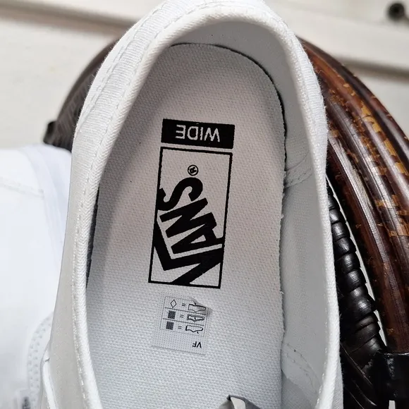 Vans All White Authentic Skate Shoes Women Sz 10.5 Wide
