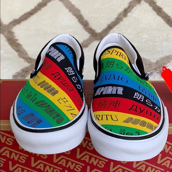 ••VANS CLASSIC SLIP-ON VANS SPIRIT MULTI/TRWHT WMN