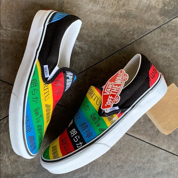 ••VANS CLASSIC SLIP-ON VANS SPIRIT MULTI/TRWHT WMN