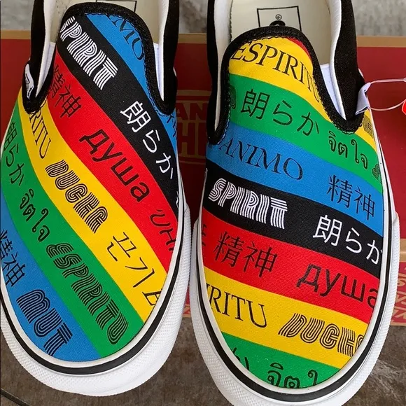 ••VANS CLASSIC SLIP-ON VANS SPIRIT MULTI/TRWHT WMN