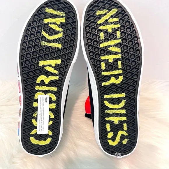 Vans Cobra Kai Low Skate Shoes Sneakers Tennis Shoes Old Skool Men 7.5  Women 9
