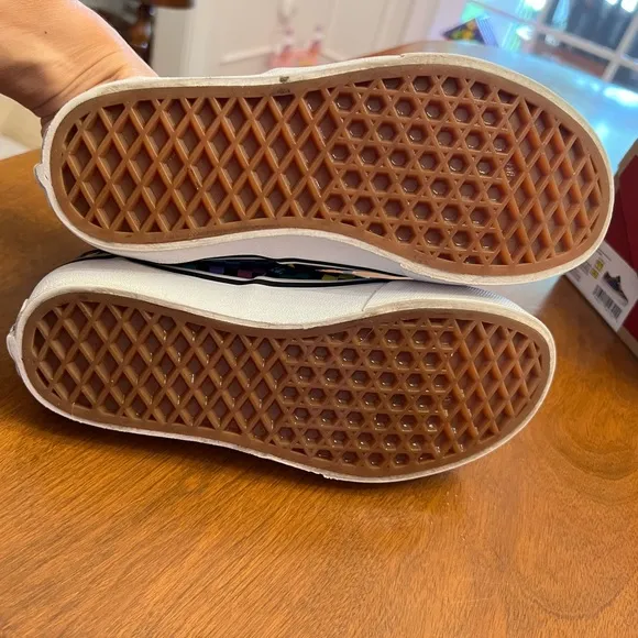 Vans Doheny Rainbow Checker big girls 2 Kids' Shoes EUC