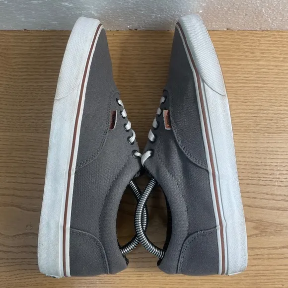 Vans Doheny Shoes Mens 9 Grey w Brown Leather Tongue &amp; Tag Low Top Lace Up HTF