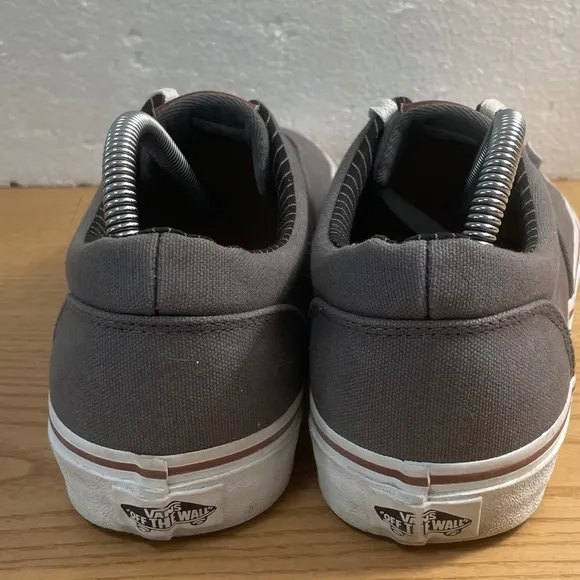 Vans Doheny Shoes Mens 9 Grey w Brown Leather Tongue &amp; Tag Low Top Lace Up HTF