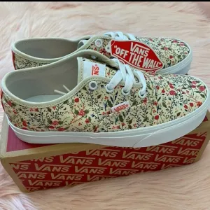 🌷Vans Doheny Women’s skate shoes 🌷