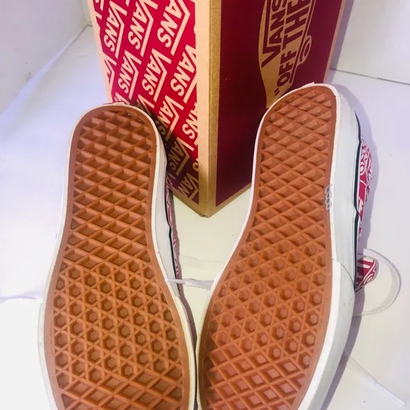 Vans Doherty “Off The Wall” Youth skate shoes