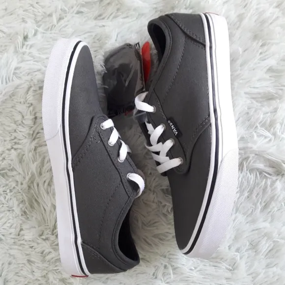 Vans gray skate shoes