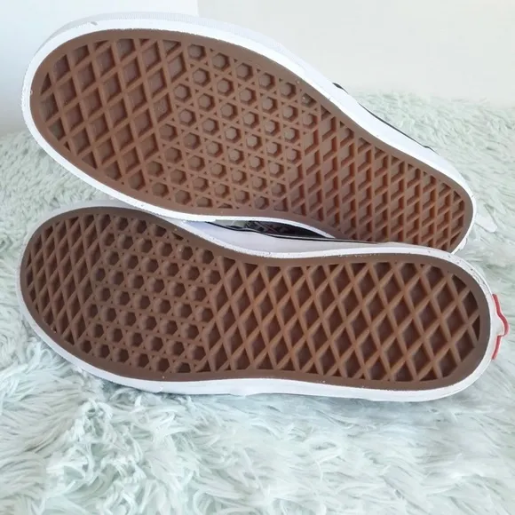 Vans gray skate shoes
