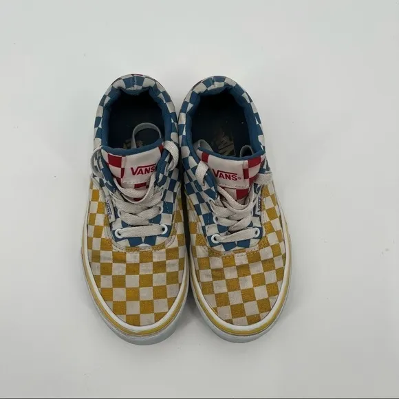 VANS Kids Dohney Checkered Skate Shoes Red/Yellow/Blue Lace Up size: Youth 2