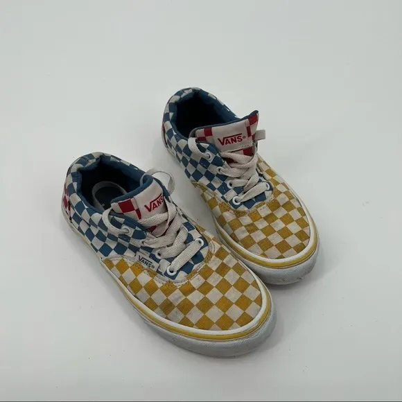 VANS Kids Dohney Checkered Skate Shoes Red/Yellow/Blue Lace Up size: Youth 2