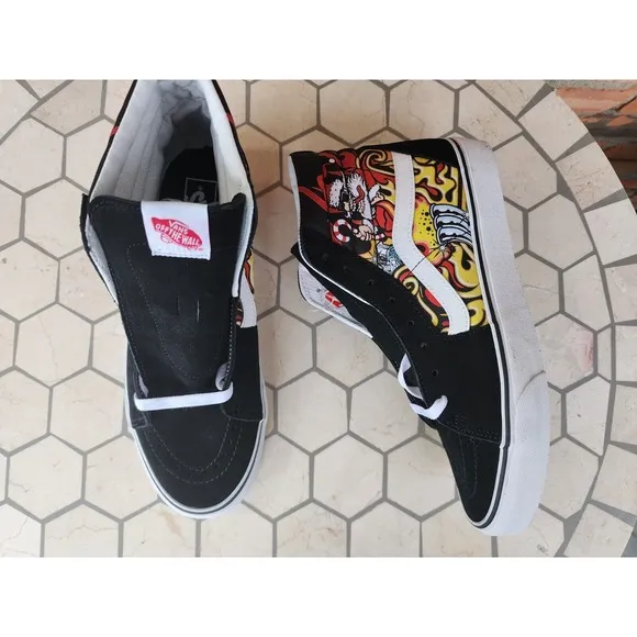 Vans Men's 11.5 Sk8-Hi Santa Flame Suede Canvas Black Christmas Santacon Con