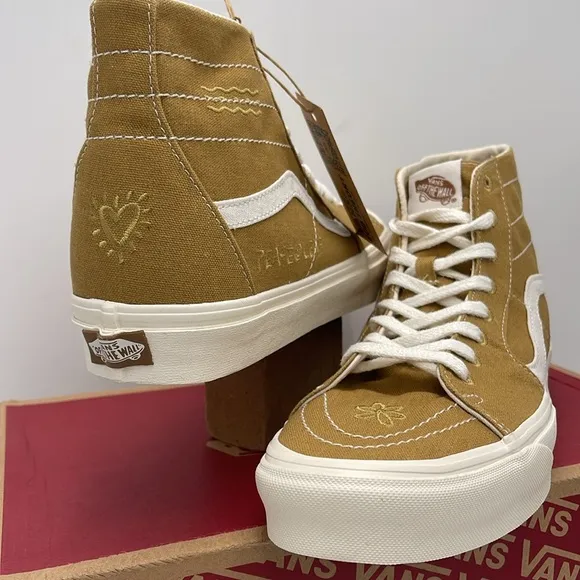 Vans Men's High-Top Sneakers Sk8-Hi Tapered (Eco Theory Mustard GoldVN0A4U16ASW