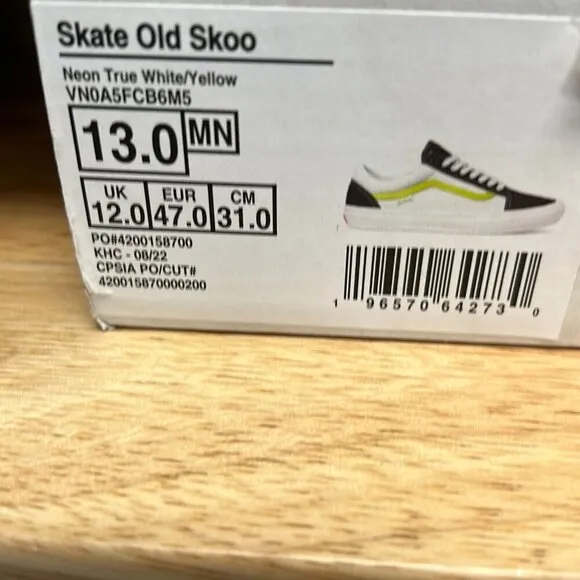Vans Mens Skate Old Skoo VN0A5FCB6M5 Neon True White Sneaker Shoes Size 13