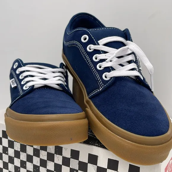 Vans Men’s Vans Blue Canvas Sneakers Skate Chukka LoDress Blues/GumVN0A4BX4FS1
