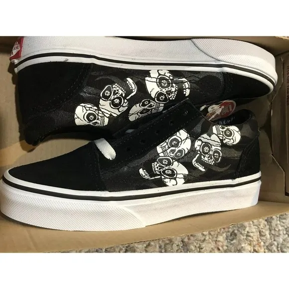 Vans Old Skool (Glossy Flame) Skulls Kids Skate Shoes Sneakers New Size 13 Black