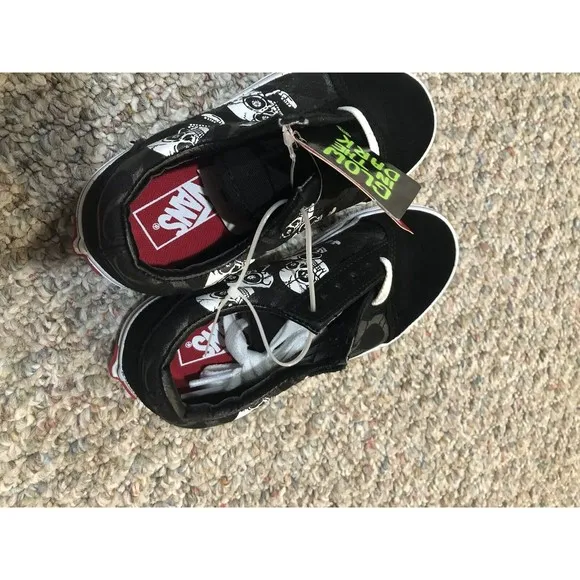 Vans Old Skool (Glossy Flame) Skulls Kids Skate Shoes Sneakers New Size 13 Black