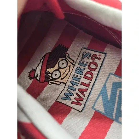 VANS Old Skool International Stripes Where's Waldo Skate Shoes Mens 6.5/Womens 8