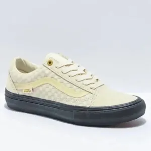 Vans Old Skool Pro Lizzie Armanto Sneakers