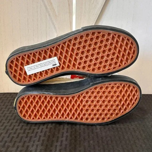 Vans Old Skool Pro Lizzie Armanto Sneakers