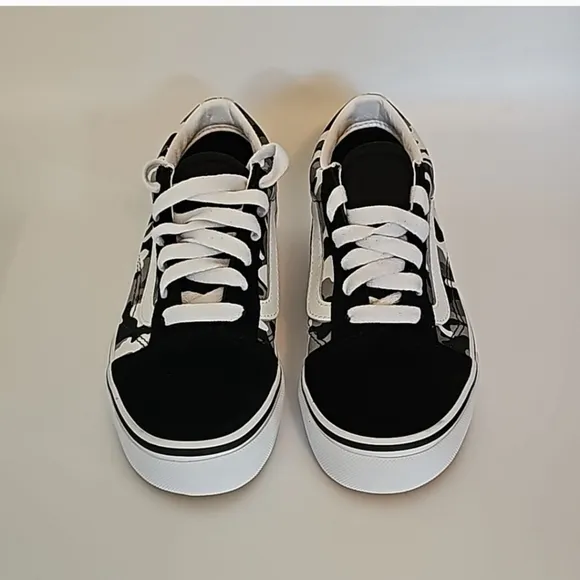 VANS Old Skool Skate Shoes for Kids