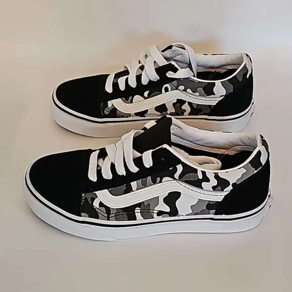 VANS Old Skool Skate Shoes for Kids