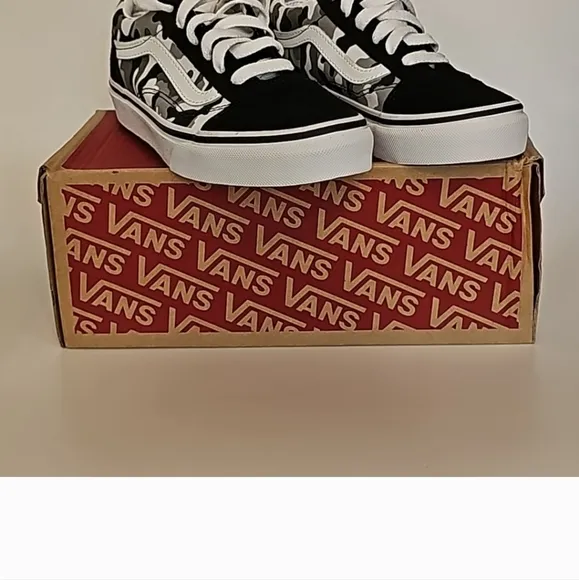 VANS Old Skool Skate Shoes for Kids