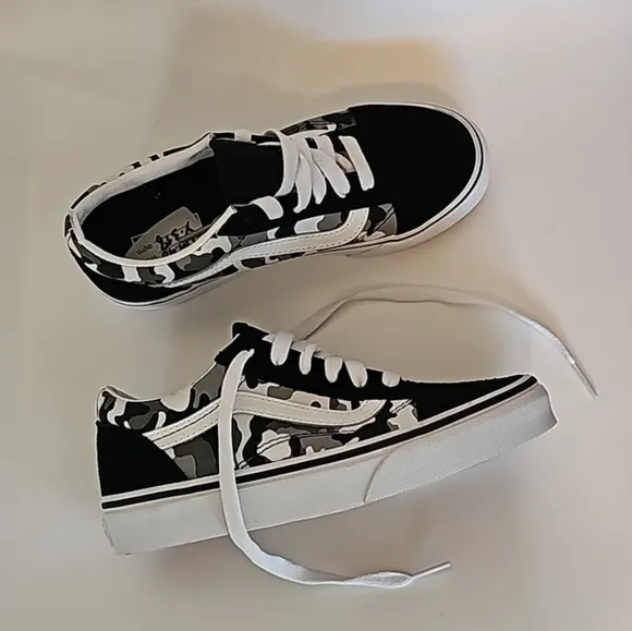 VANS Old Skool Skate Shoes for Kids
