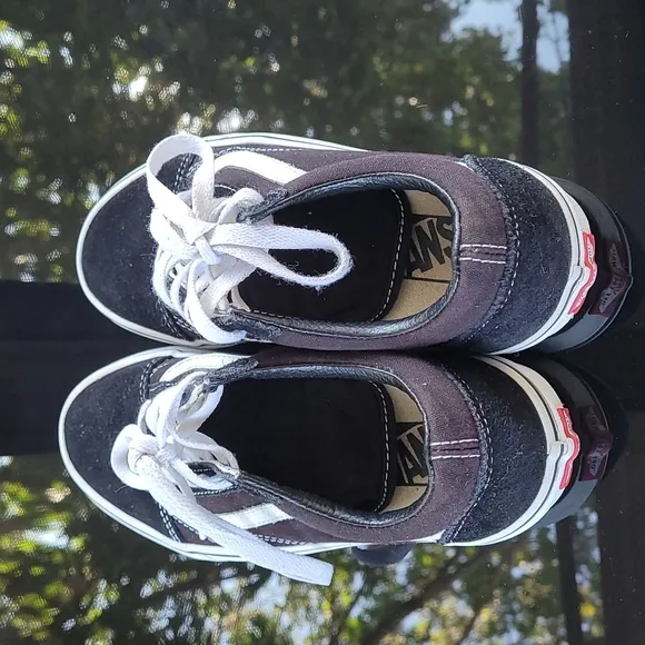 Vans Old Skool Sneakers Women 5.5 Men 4.0 &amp; women 6.0 men 4.5